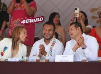 Armenta hace historia: Primer gobernador en asistir al Carnaval de Huejotzingo en 23 años