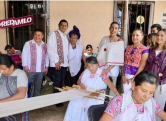 Armenta y Josefina Rodríguez Impulsan a Artesanos Poblanos en Ferias Nacionales e Internacionales