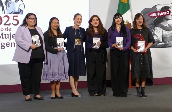 Claudia Sheinbaum defiende la soberanía y presenta la Cartilla de Derechos de las Mujeres