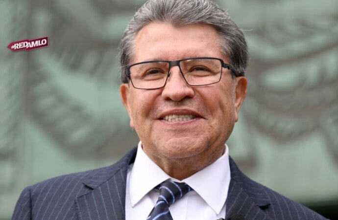 Jóvenes alzan la voz en San Lázaro por la 4T