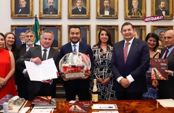 Puebla e IMPI impulsan la protección de la Sidra de Huejo