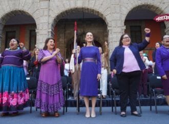 Sheinbaum presenta 10 acciones clave para las mujeres en su primer 8M
