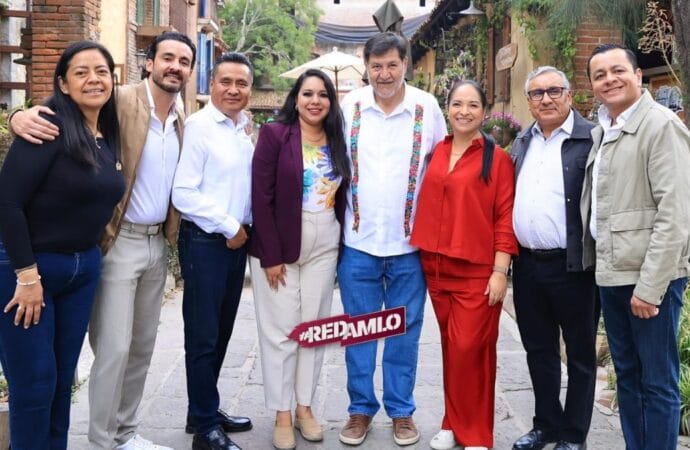 Asamblea informativa en San Martín Texmelucan; Noroña