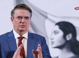 Ebrard asegura ventaja para México frente a aranceles mundiales