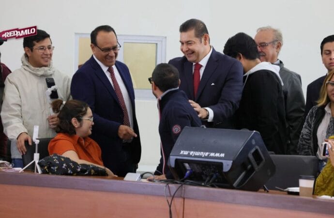 Gobierno de Puebla crea la Casa del Periodista para su protección