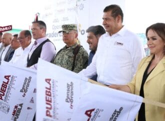 Gobierno de Puebla instala paraderos seguros para proteger a familias y transportistas