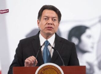 Salario docente en 4T: De $4,582 con Fox a $18,965 con Sheinbaum