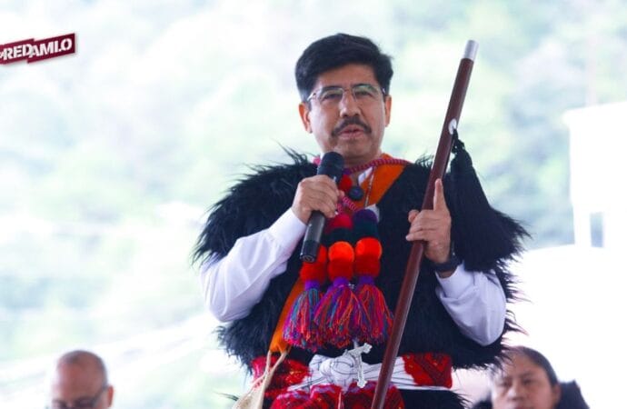 Bastón de mando indígena para nuevos ministros de la SCJN