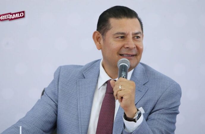 Mega obras sin saqueos en Puebla: Armenta