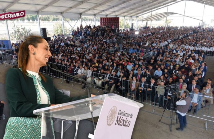 Sheinbaum crea fondo con TecNM para jóvenes innovadores